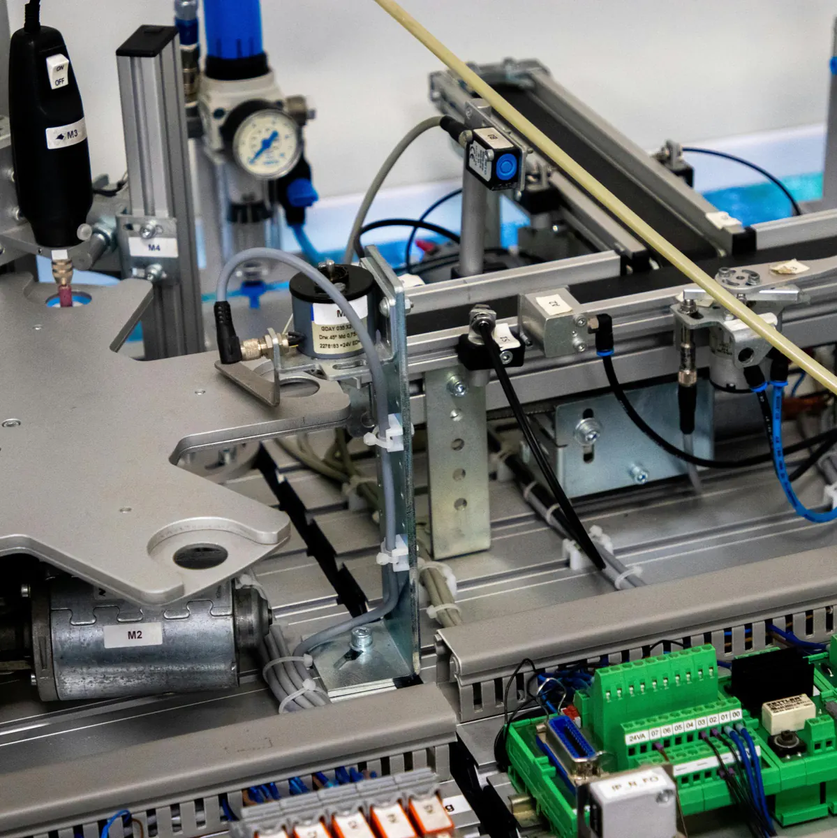 Industrial IoT and hardware retrofit